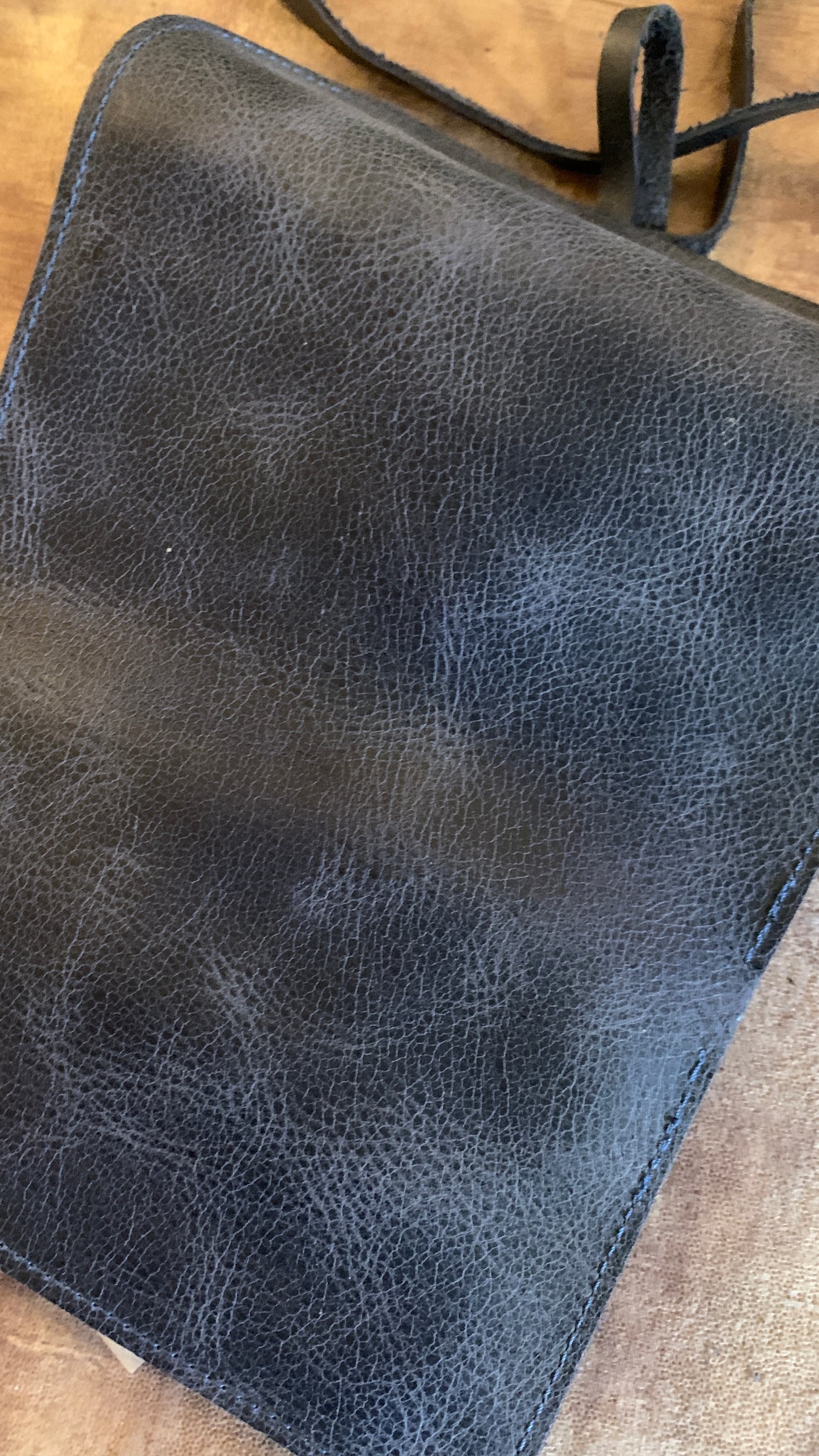 Handmade 100% Leather Tobacco Bag from Turkey
