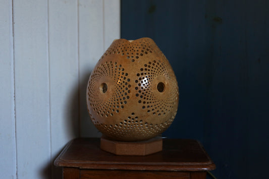 Lampe en calebasse