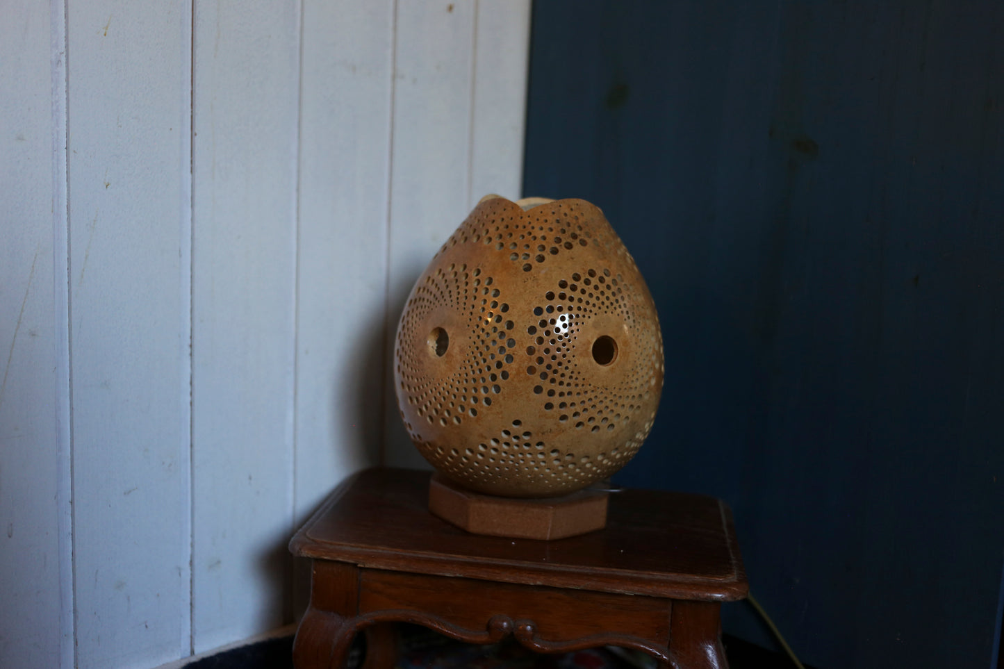 Gourd Lamp