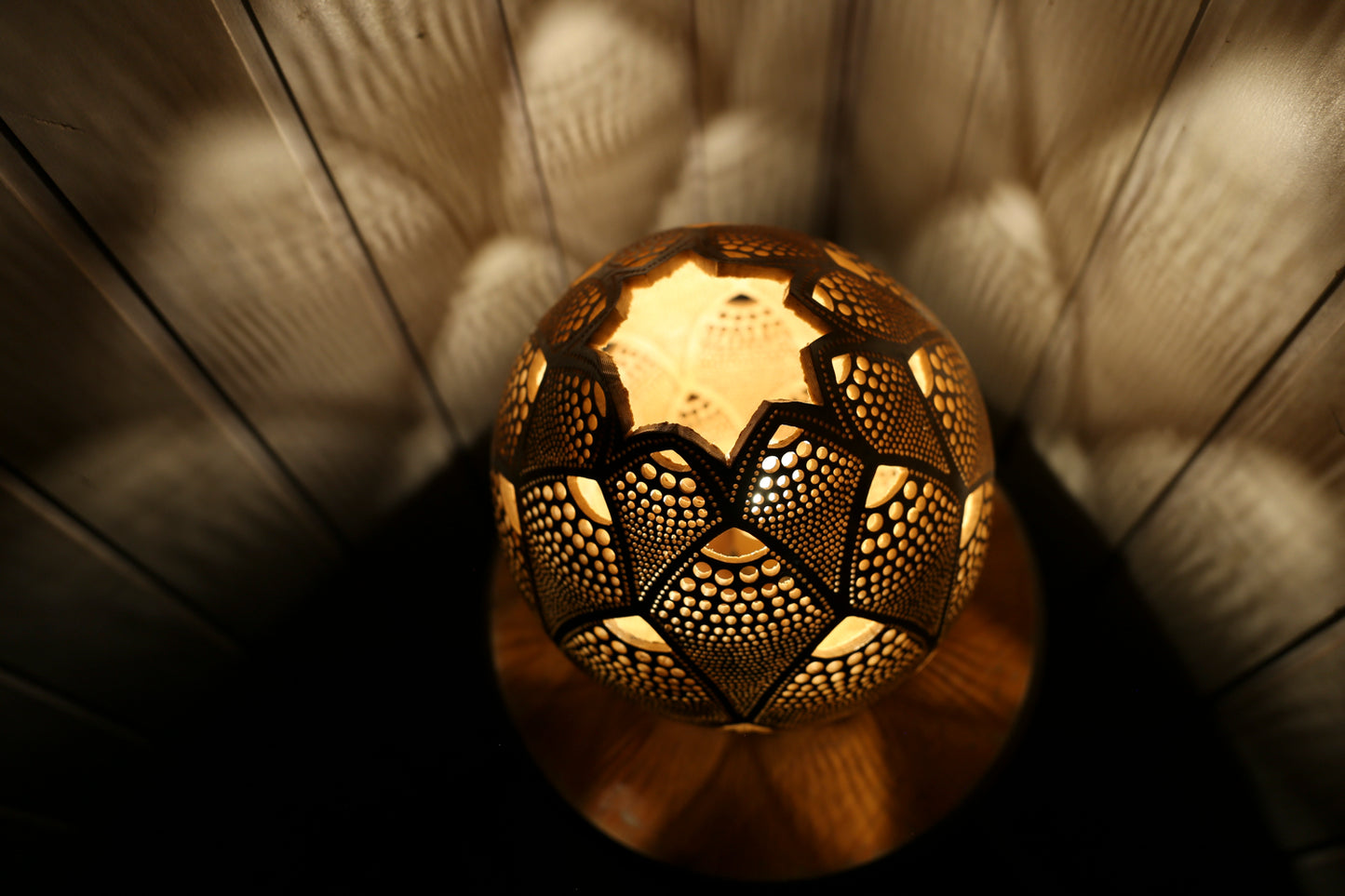 Nature's Glow Gourd Lamp