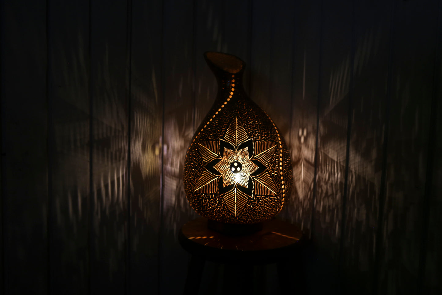 Serene Light Gourd Lamp