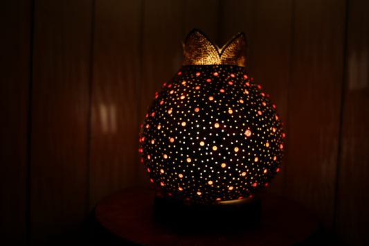 Elegant Aura Gourd Lamp