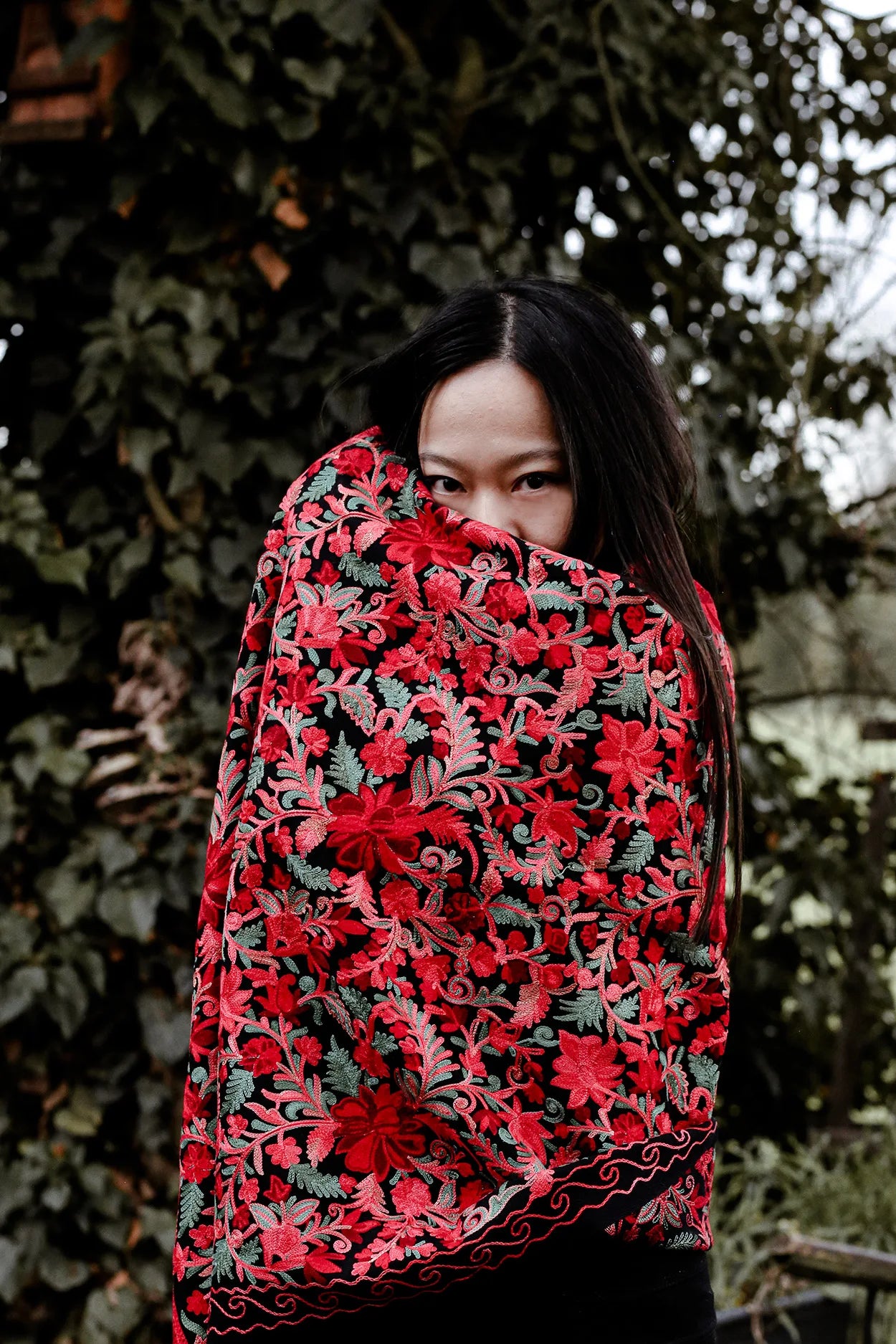 Soft shawl, wool shawl, doti sutra, shawl switzerland