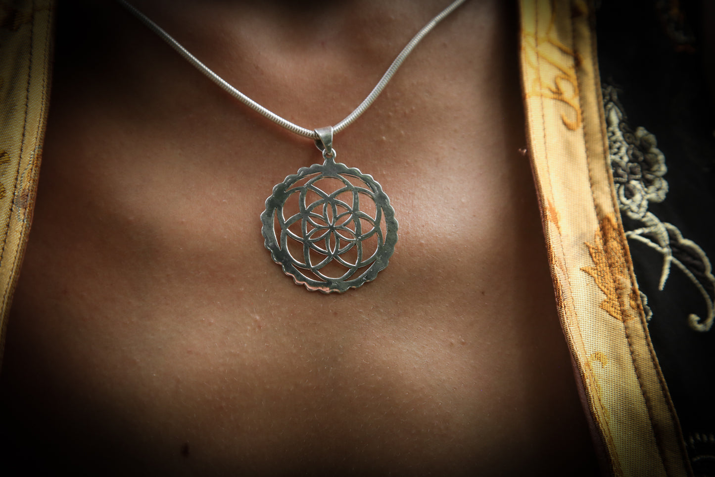 Flower of life Pendant II - dotisutra