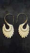 Load image into Gallery viewer, Bone,Brass • Earrings • Bali