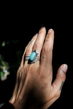 Chargez l&#39;image dans la visionneuse de la galerie, Beautiful Silver Ring with Aquamarine Stone