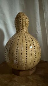 Tranquil Glow Gourd Lamp