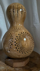 Radiant Harmony Gourd Lamp