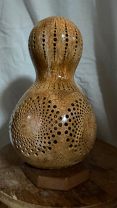 Radiant Harmony Gourd Lamp