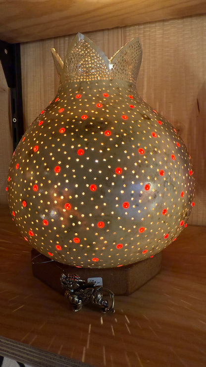 Elegant Aura Gourd Lamp