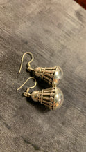 Load image into Gallery viewer, Silver • Earrings