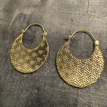 Load image into Gallery viewer, Brass • Earrings • Bali