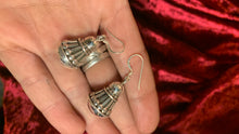 Load image into Gallery viewer, Silver • Earrings