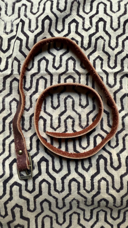 Pulsera de cuero balinesa hecha a mano: artesanía única
