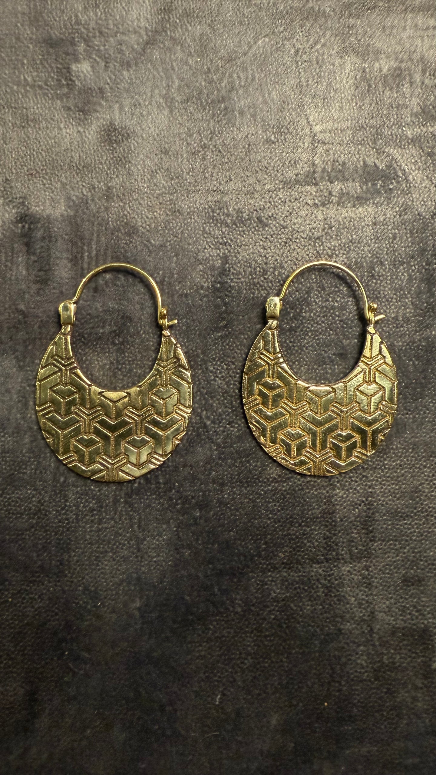 Brass • Earrings • Bali