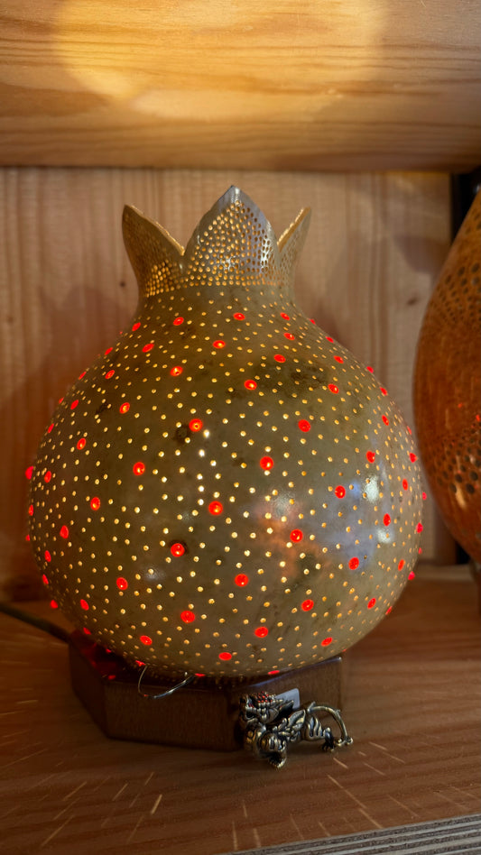Elegant Aura Gourd Lamp