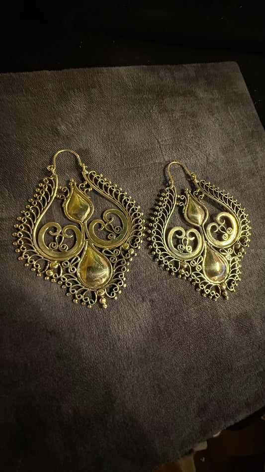 Brass • Earrings • Bali