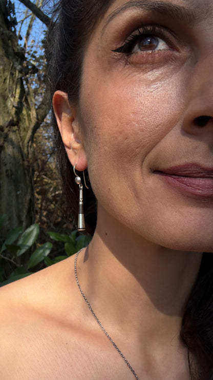 Boucles d'oreilles artisanales en argent et ébène du Niger