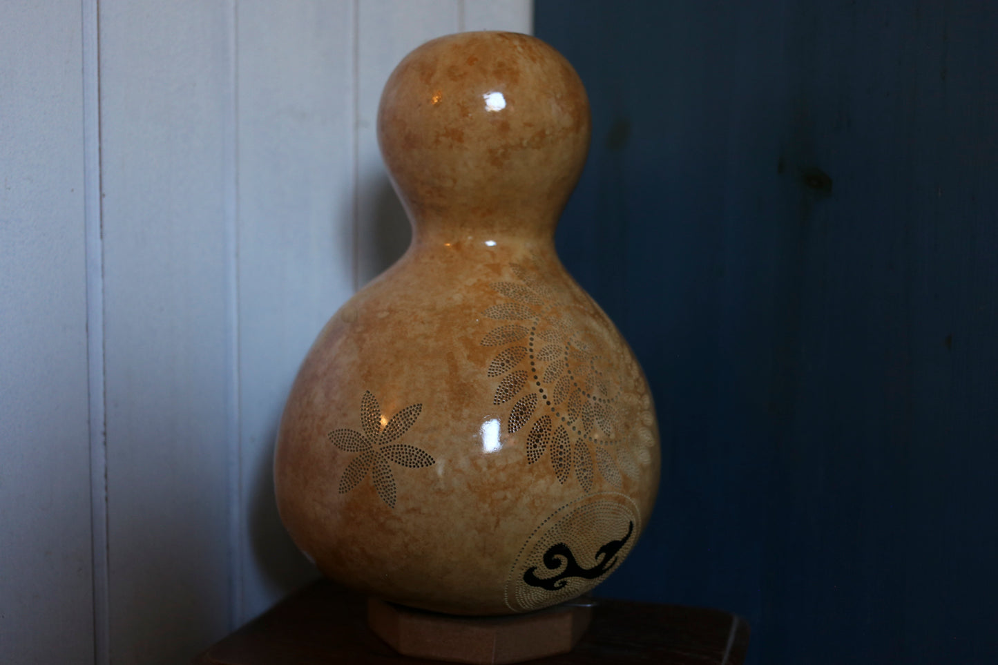 Gourd Lamp