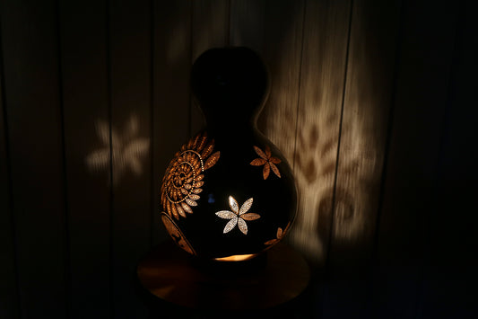Gourd Lamp