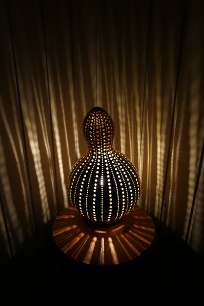 Tranquil Glow Gourd Lamp