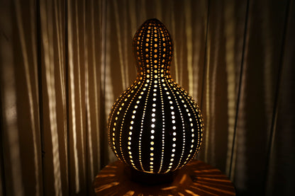 Tranquil Glow Gourd Lamp