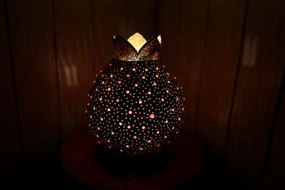 Elegant Aura Gourd Lamp