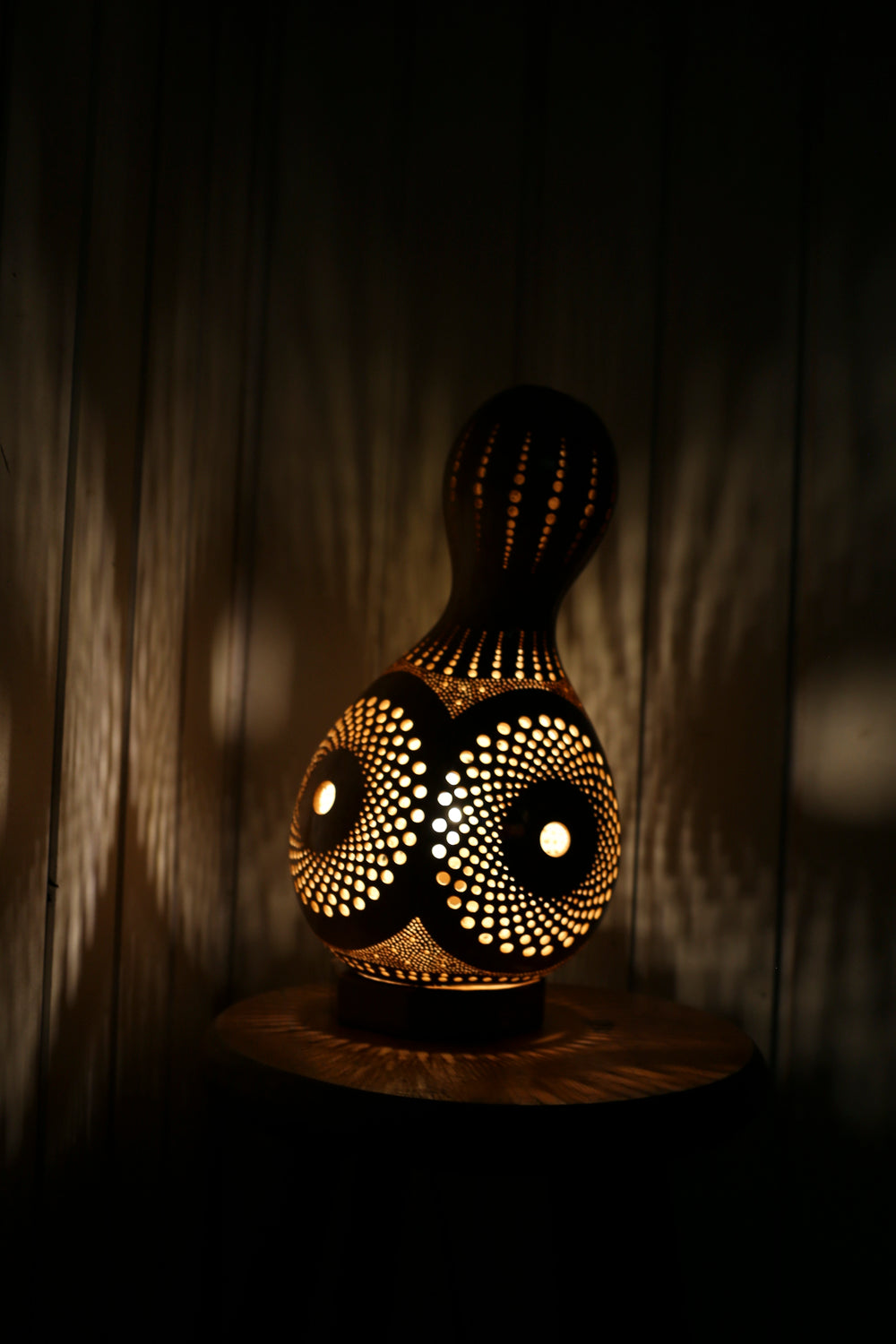 Radiant Harmony Gourd Lamp