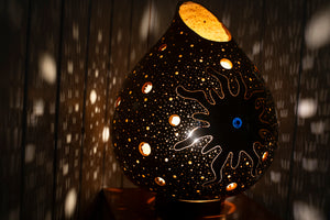 Calabash lamps, online sale, Switzerland, decorative lighting, handmade lamps, unique designs, ambient illumination, gourd artistry, Swiss decor, artisanal lighting, crafted elegance, Swiss interiors, natural ambiance, buy calabash lamps, Swiss craftsmanship, interior design, lighting fixtures, Swiss home decor, shopping online, authentic gourd lamps.