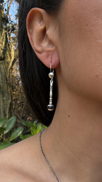 Boucles d'oreilles artisanales en argent et ébène du Niger