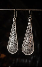 Load image into Gallery viewer, newari jewellery silver jewellery unique handmade silver drop earrings