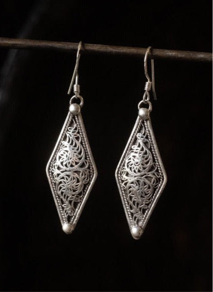 silver unique handmade traditional jewellery doti sutra 
