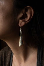 Chargez l&#39;image dans la visionneuse de la galerie, silver earrings newari handmade newari handcrafted earrings  Edit alt text