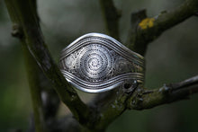 Load image into Gallery viewer, silver bracelet newari nepal handmade