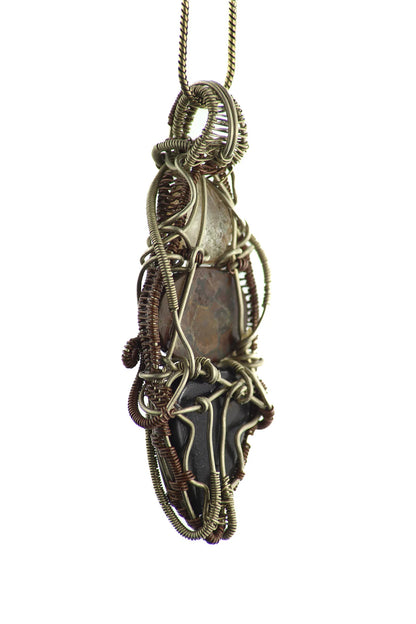 crystal jewellery, doti sutra, gemstone pendant,moonstone, uniqu jewellery