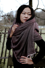 Chargez l&#39;image dans la visionneuse de la galerie, wool shawl, handmade shawl, fair trade, soft shawl, doti sutra