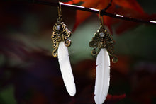 Load image into Gallery viewer, Bali Earrings Feather