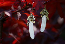 Load image into Gallery viewer, Bali Earrings Feather