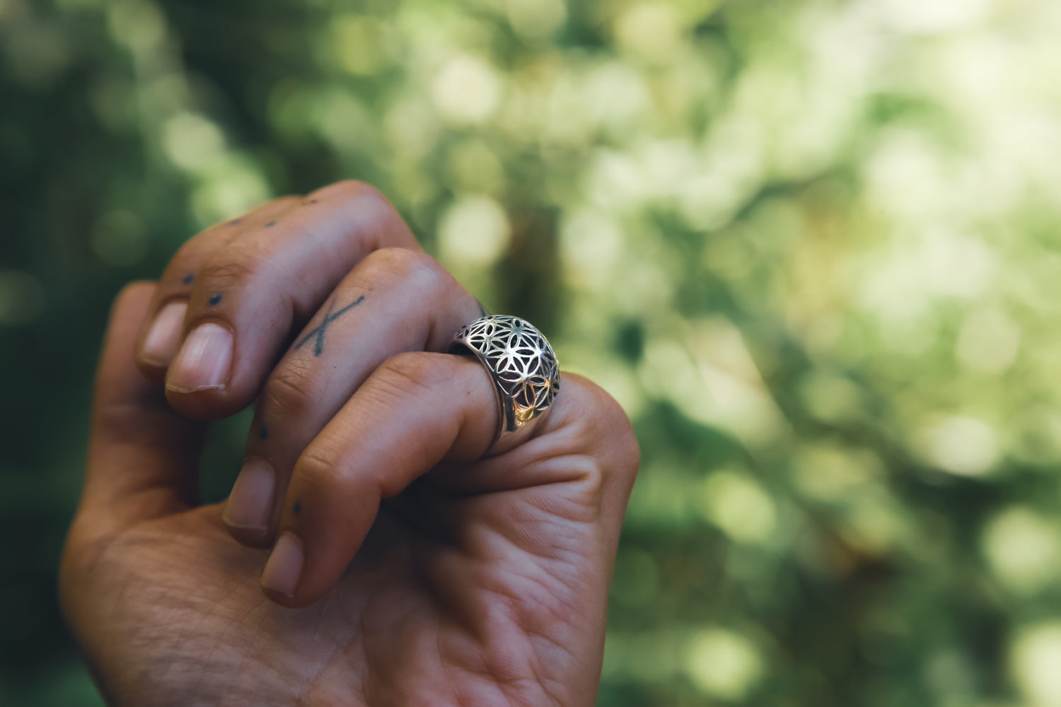 Flower of life ring, handmade, silver from India. 