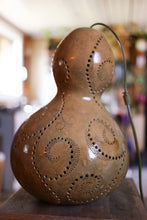 Chargez l&#39;image dans la visionneuse de la galerie, Calabash Lamp VII - dotisutra