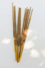 Chargez l&#39;image dans la visionneuse de la galerie, nag champa handmade natural incense sticks