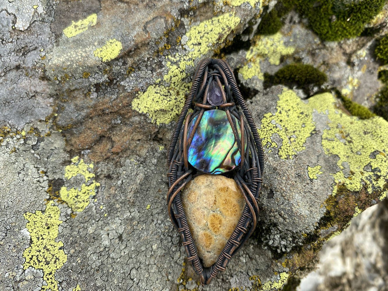Wire-wrapped mystic jewellry from India combines the power of healing stones with natural metal elements. Handmade, unique, tree agate gemstone pendant. 