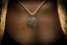 Load image into Gallery viewer, Flower of life Pendant I - dotisutra
