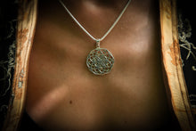 Load image into Gallery viewer, Flower of life Pendant III - dotisutra