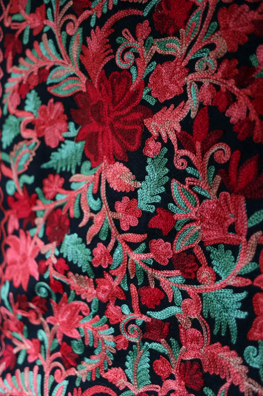 Soft shawl, wool shawl, doti sutra, shawl switzerland